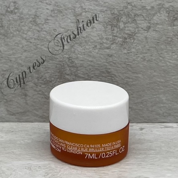 🔥 $12 OleHenriksen Truth Banana Bright+ Eye Creme - Picture 2 of 5